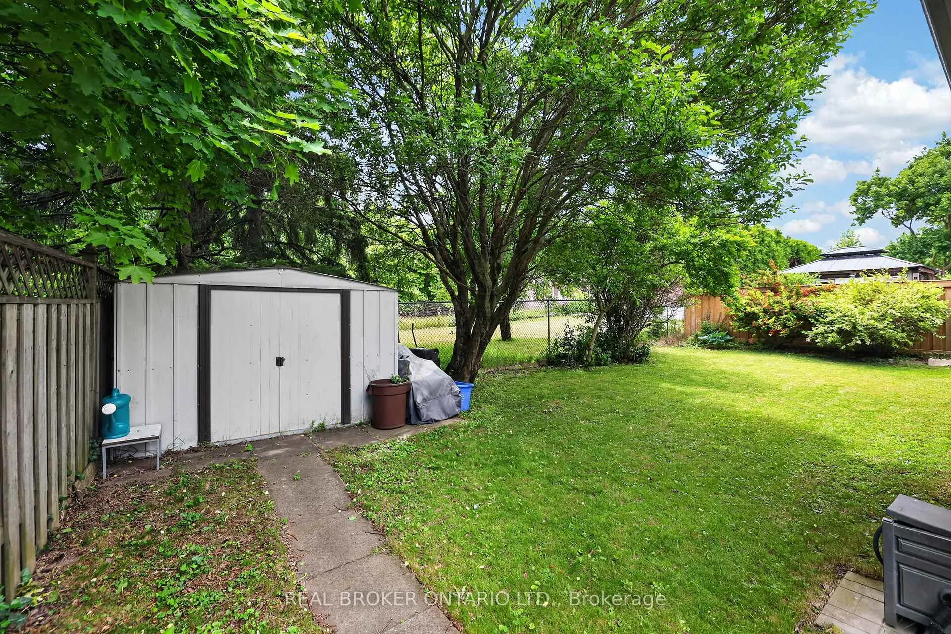 Photo 43 of 29 Northwood Drive, Brampton, Northwood Park — HOMEH