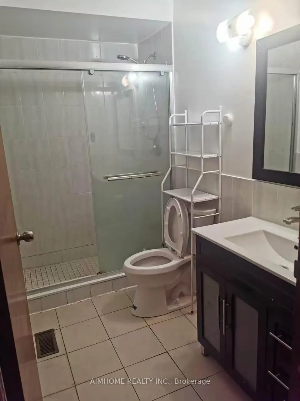 Photo 2 of Unit MainFlr, 137A Markham Street, Toronto, Trinity-Bellwoods — HOMEH