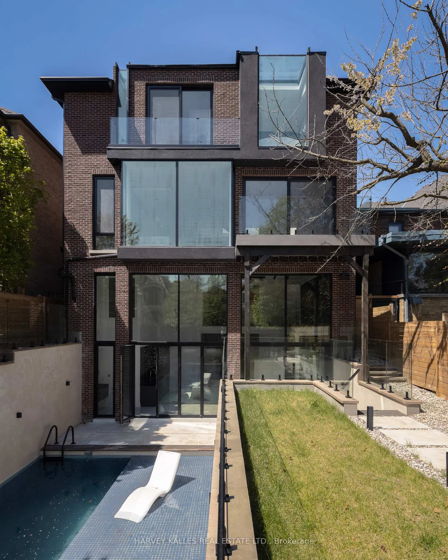 Photo 29 of 217 Richview Avenue, Toronto, Forest Hill South — HOMEH