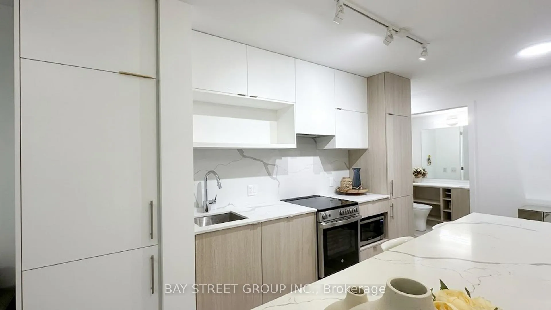 Photo 8 of Unit 2911, 100 Queen St E Street, Toronto, Church-Yonge Corridor — HOMEH