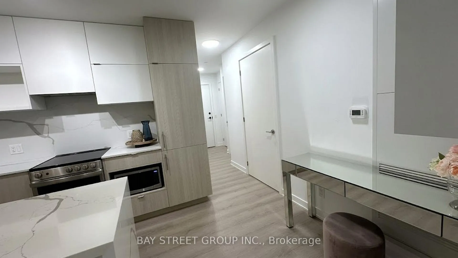 Photo 14 of Unit 2911, 100 Queen St E Street, Toronto, Church-Yonge Corridor — HOMEH