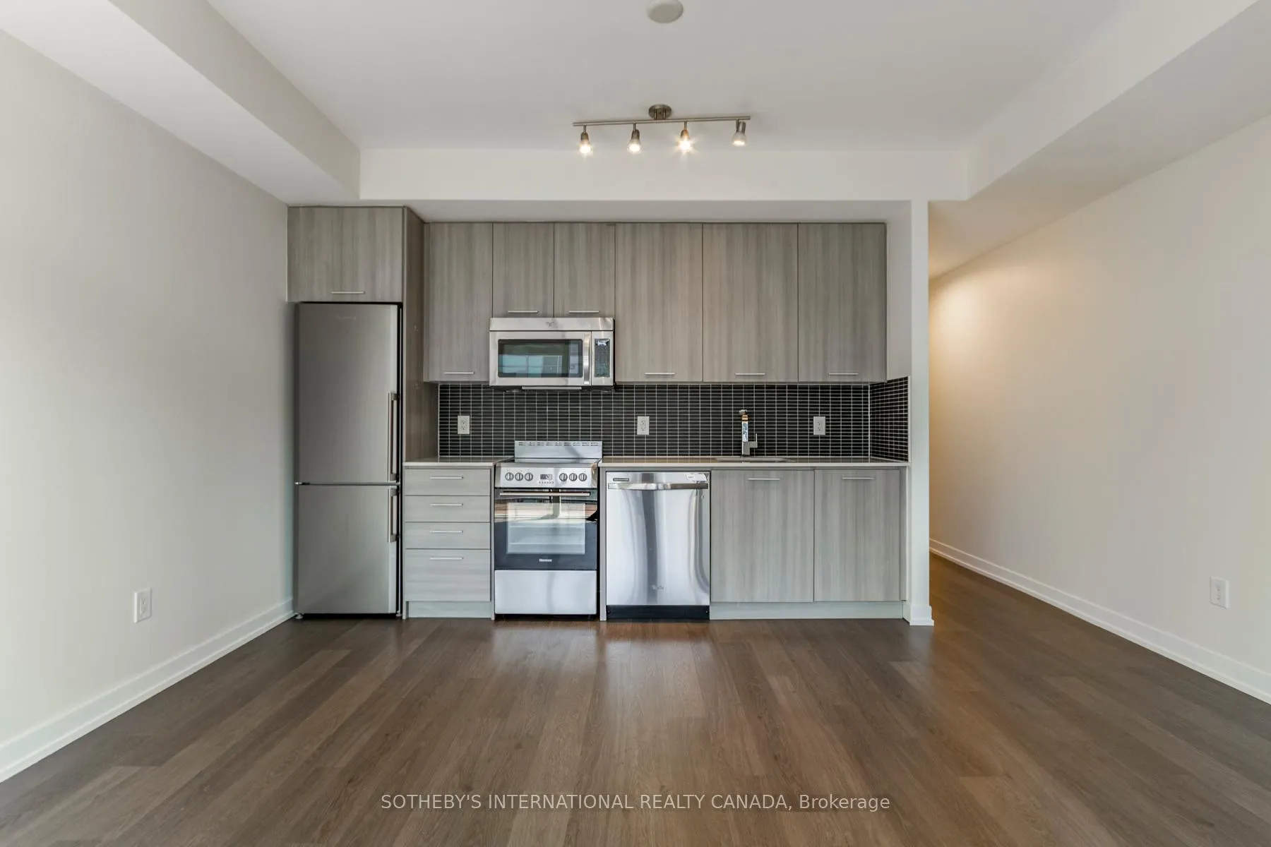 Photo 10 of Unit 713, 105 George Street, Toronto, Moss Park — HOMEH