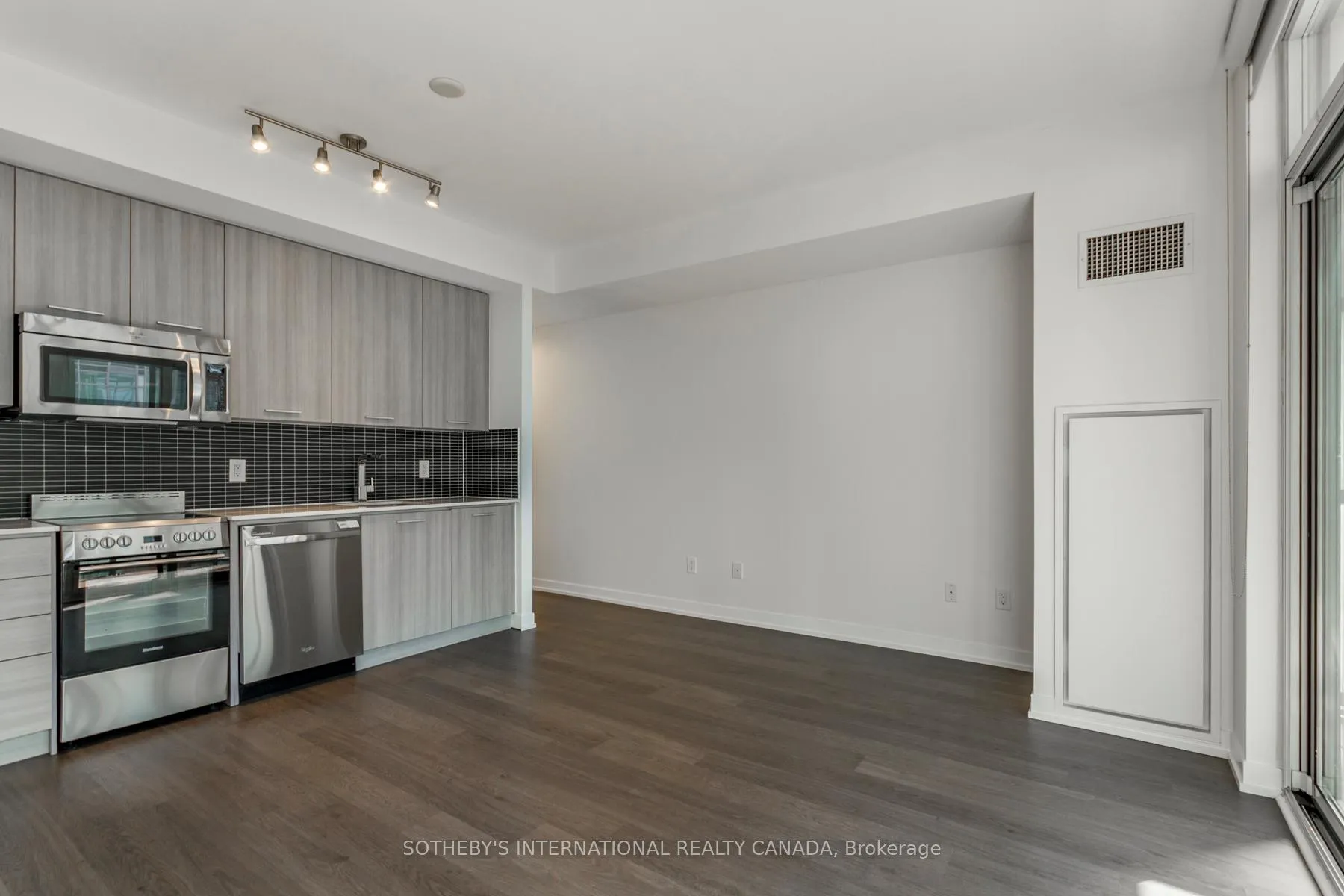 Photo 16 of Unit 713, 105 George Street, Toronto, Moss Park — HOMEH