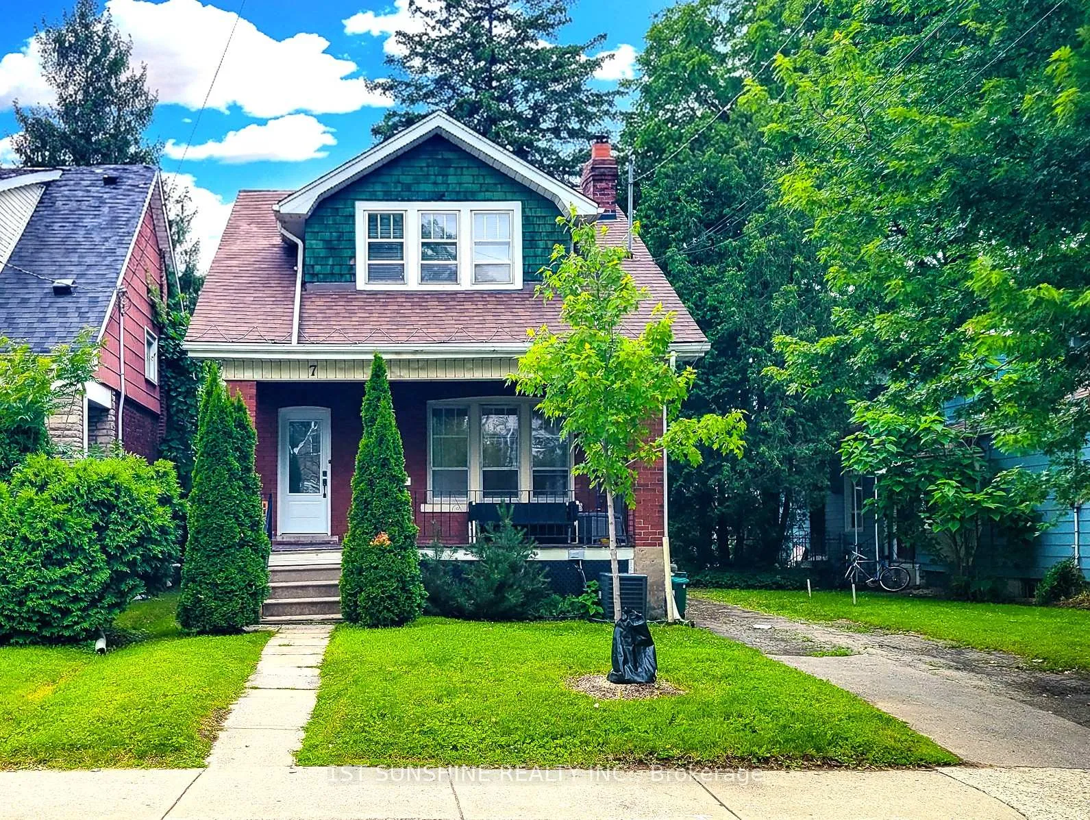 Front of Unit 251801003203560, 7 Norfolk Street