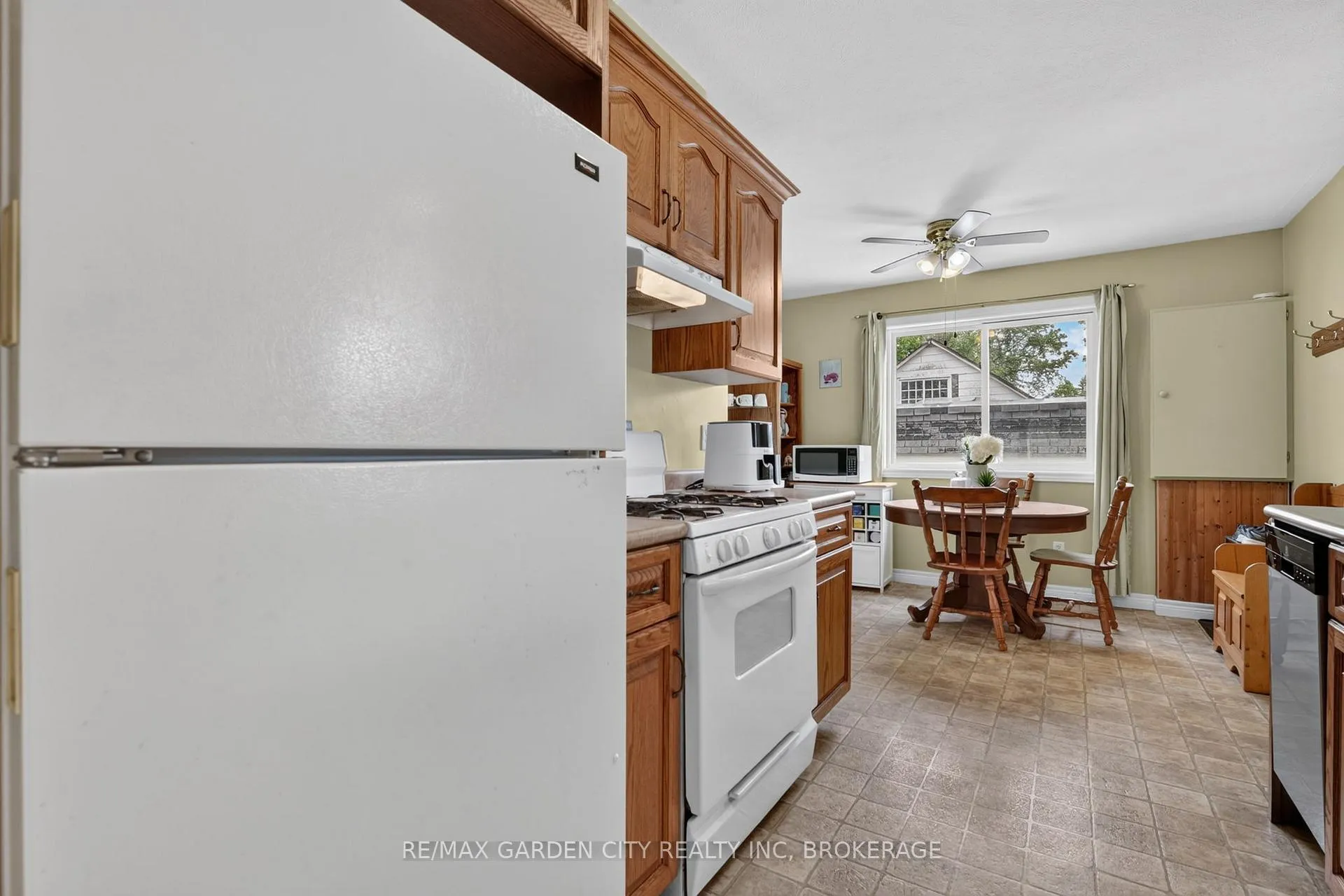 Photo 18 of 217 Pine Street, Haldimand, Dunnville — HOMEH