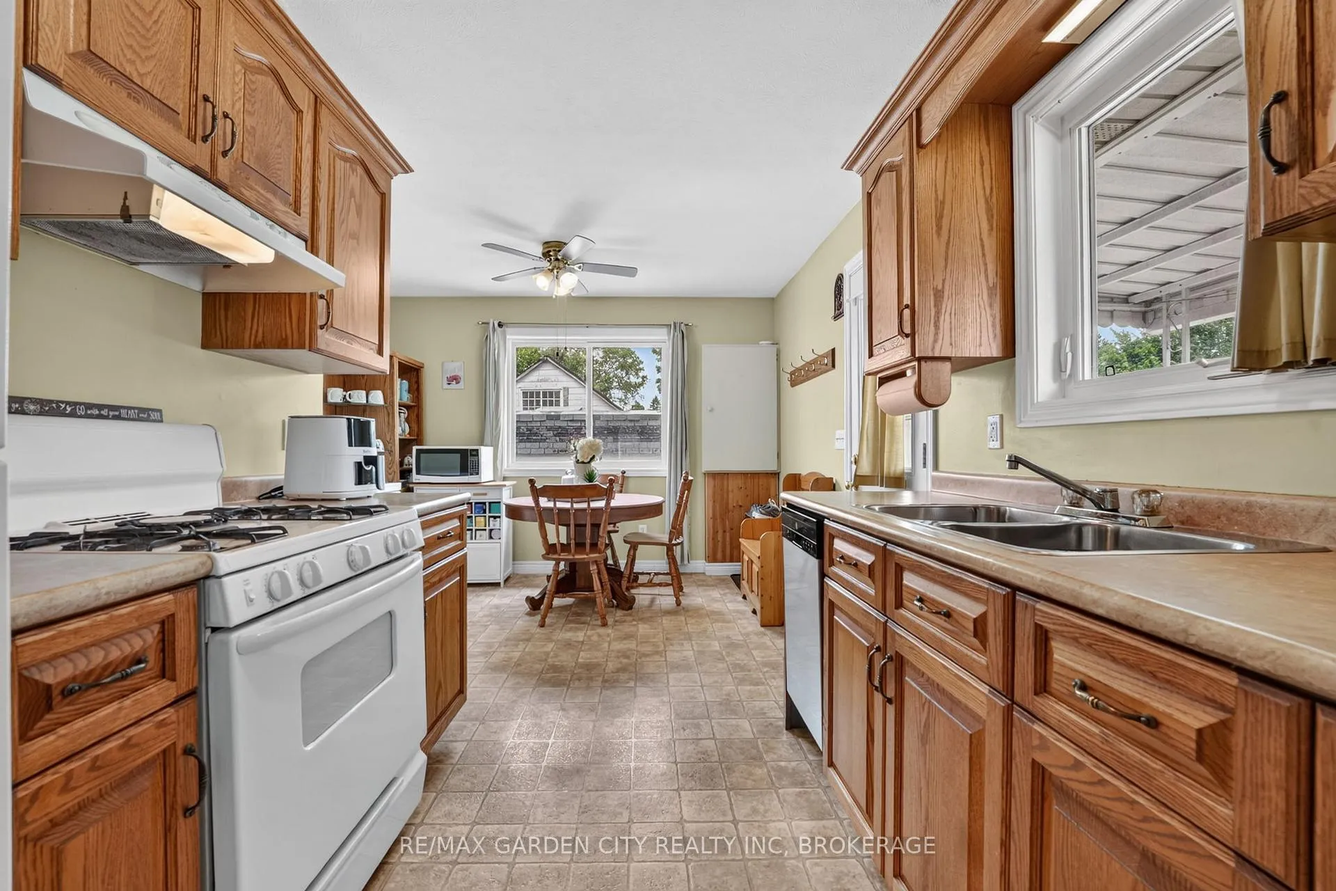 Photo 20 of 217 Pine Street, Haldimand, Dunnville — HOMEH