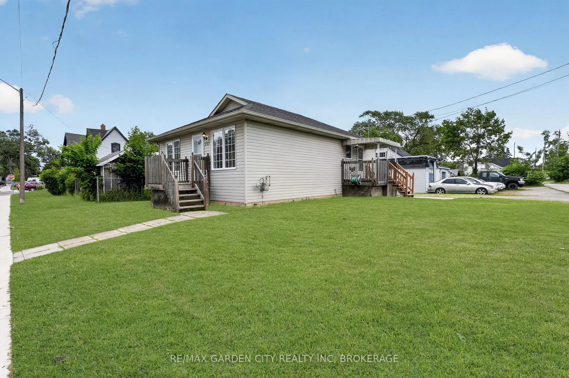 Photo 33 of 217 Pine Street, Haldimand, Dunnville — HOMEH