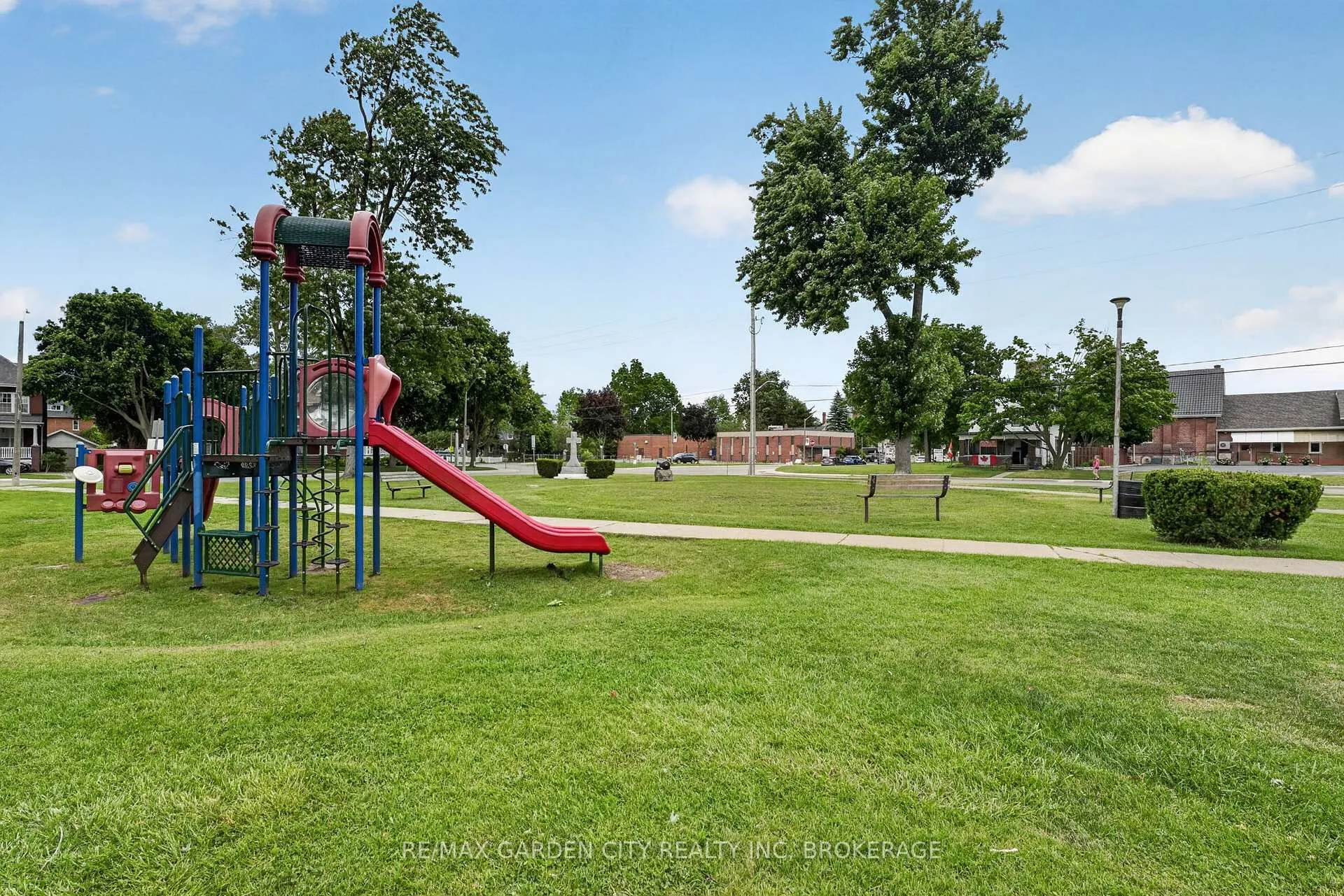 Photo 46 of 217 Pine Street, Haldimand, Dunnville — HOMEH