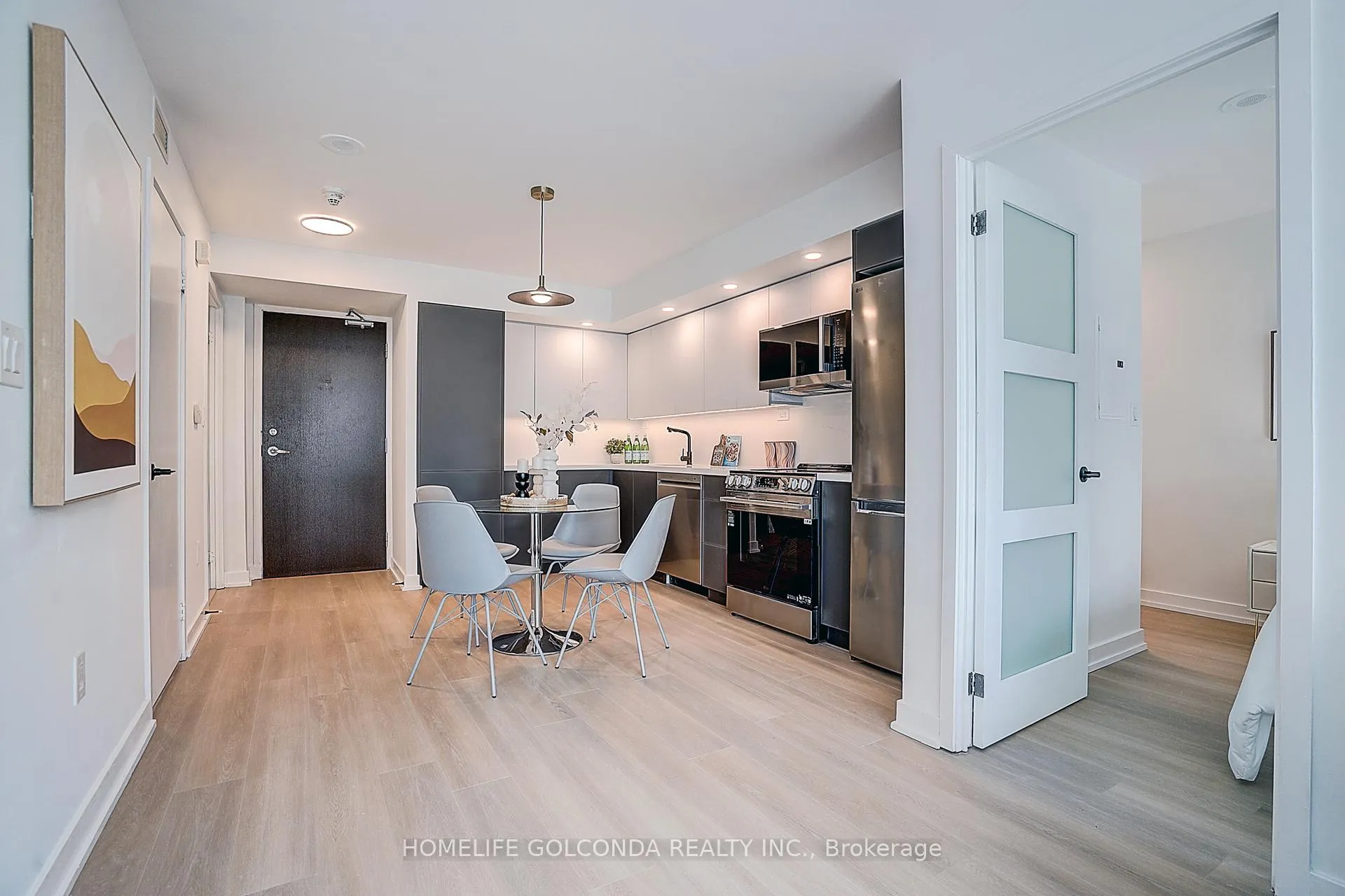 Photo 11 of Unit 1105, 8 telegram Mews, Toronto, Waterfront Communities — HOMEH