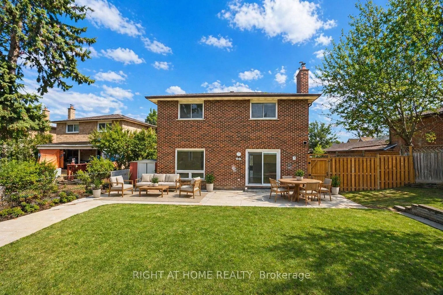 Photo 8 of Unit BSMT, 20 Pepperwood Place, Brampton, Northgate — HOMEH