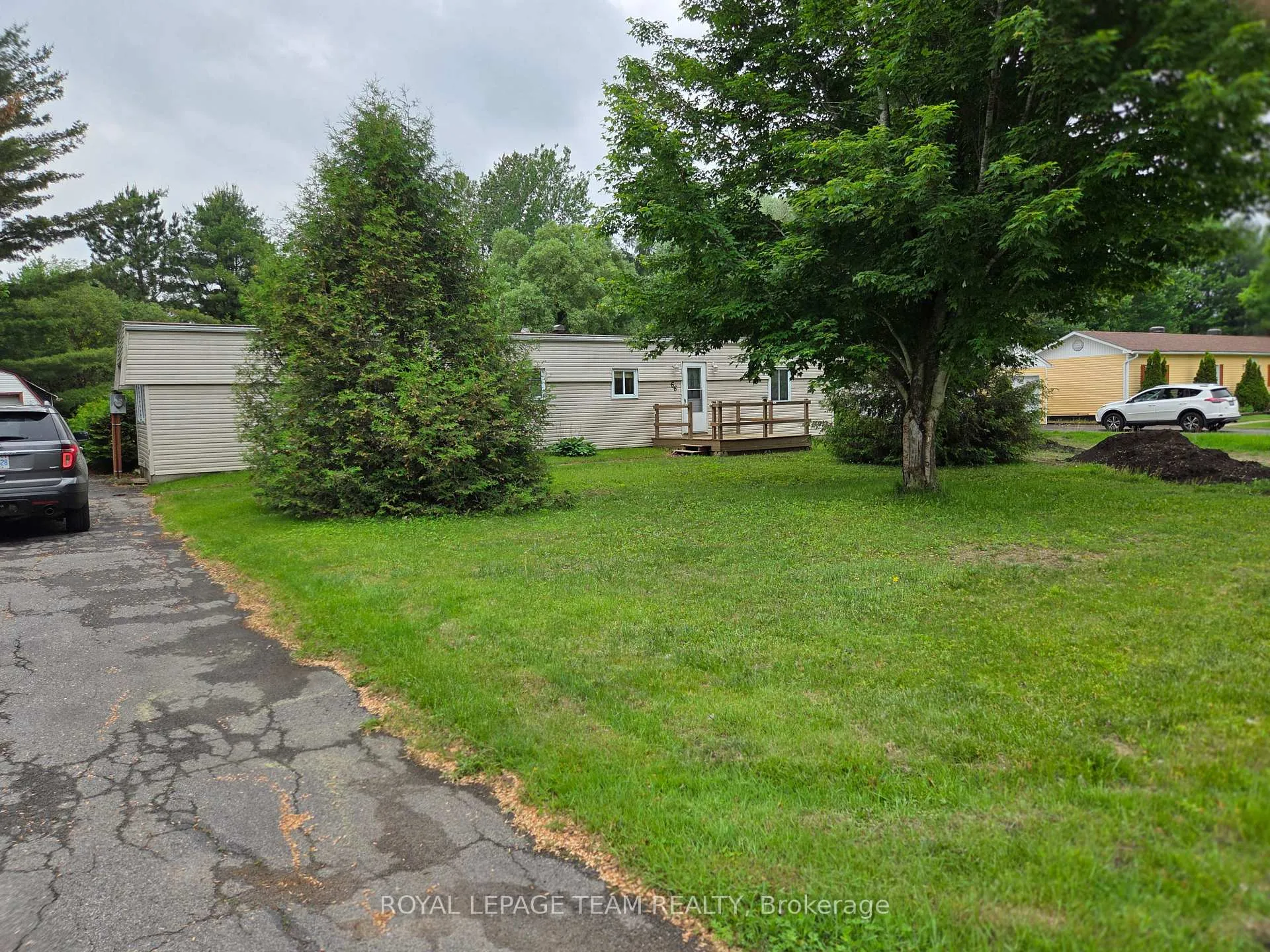 Front of Unit 66, 5620 Rockdale Road