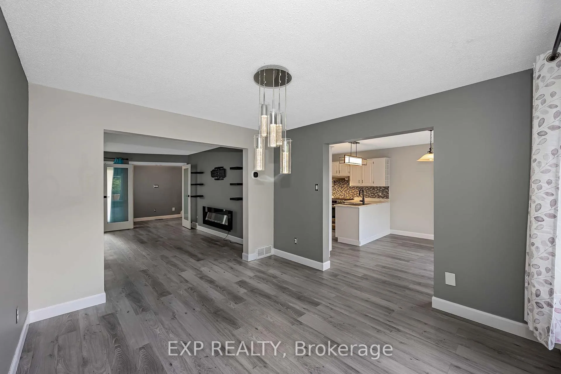 Photo 6 of 1797 Belval Crescent, Ottawa, Orleans/Sunridge — HOMEH