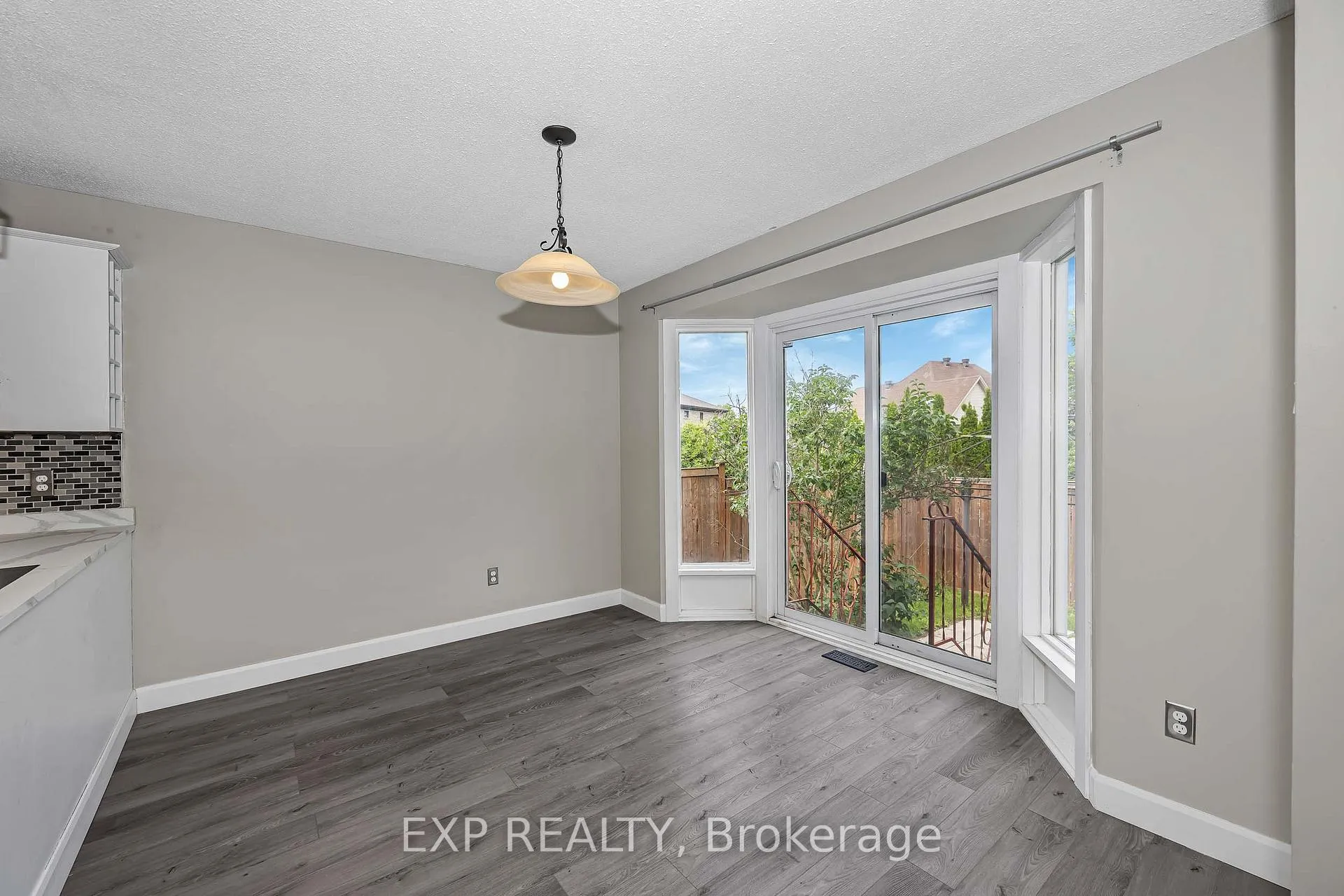 Photo 7 of 1797 Belval Crescent, Ottawa, Orleans/Sunridge — HOMEH