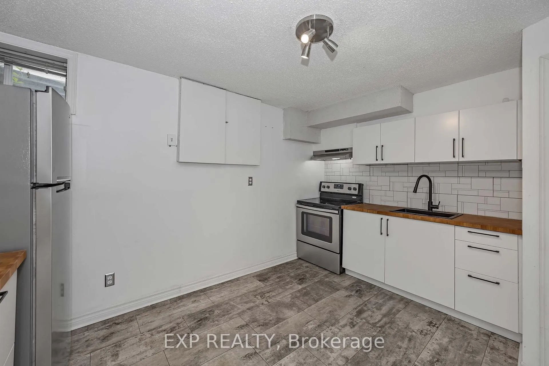Photo 32 of 1797 Belval Crescent, Ottawa, Orleans/Sunridge — HOMEH