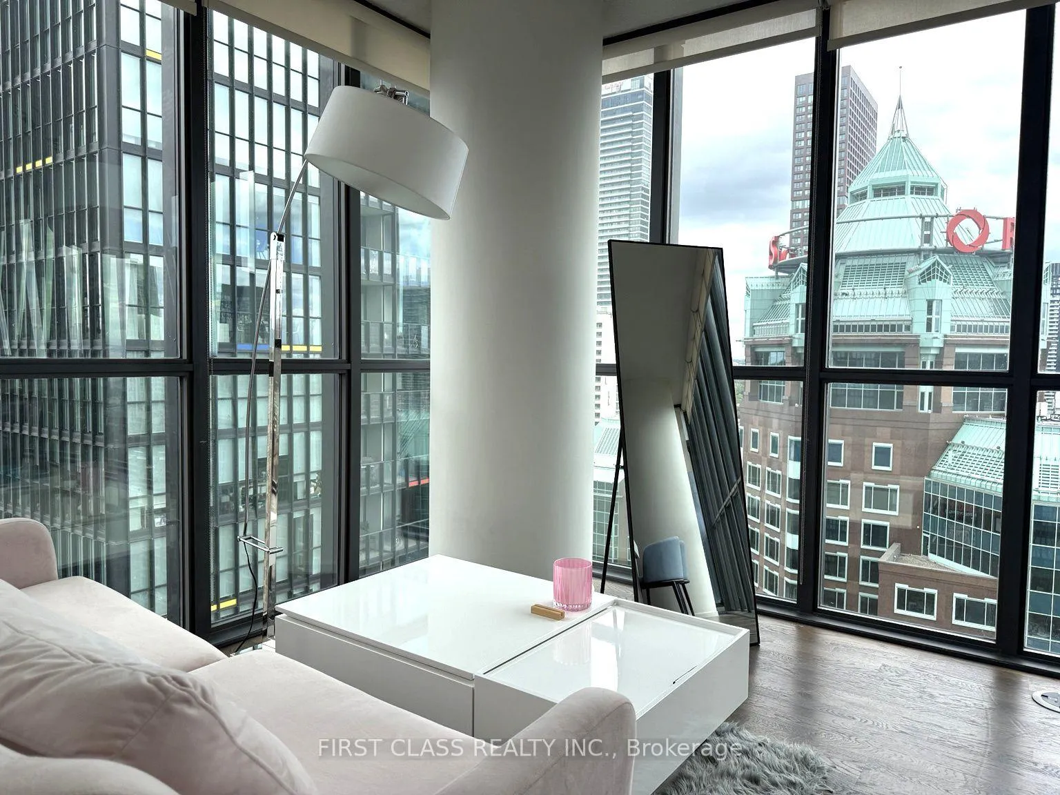 Photo 6 of Unit 2010, 101 Charles Street E, Toronto, Church-Yonge Corridor — HOMEH
