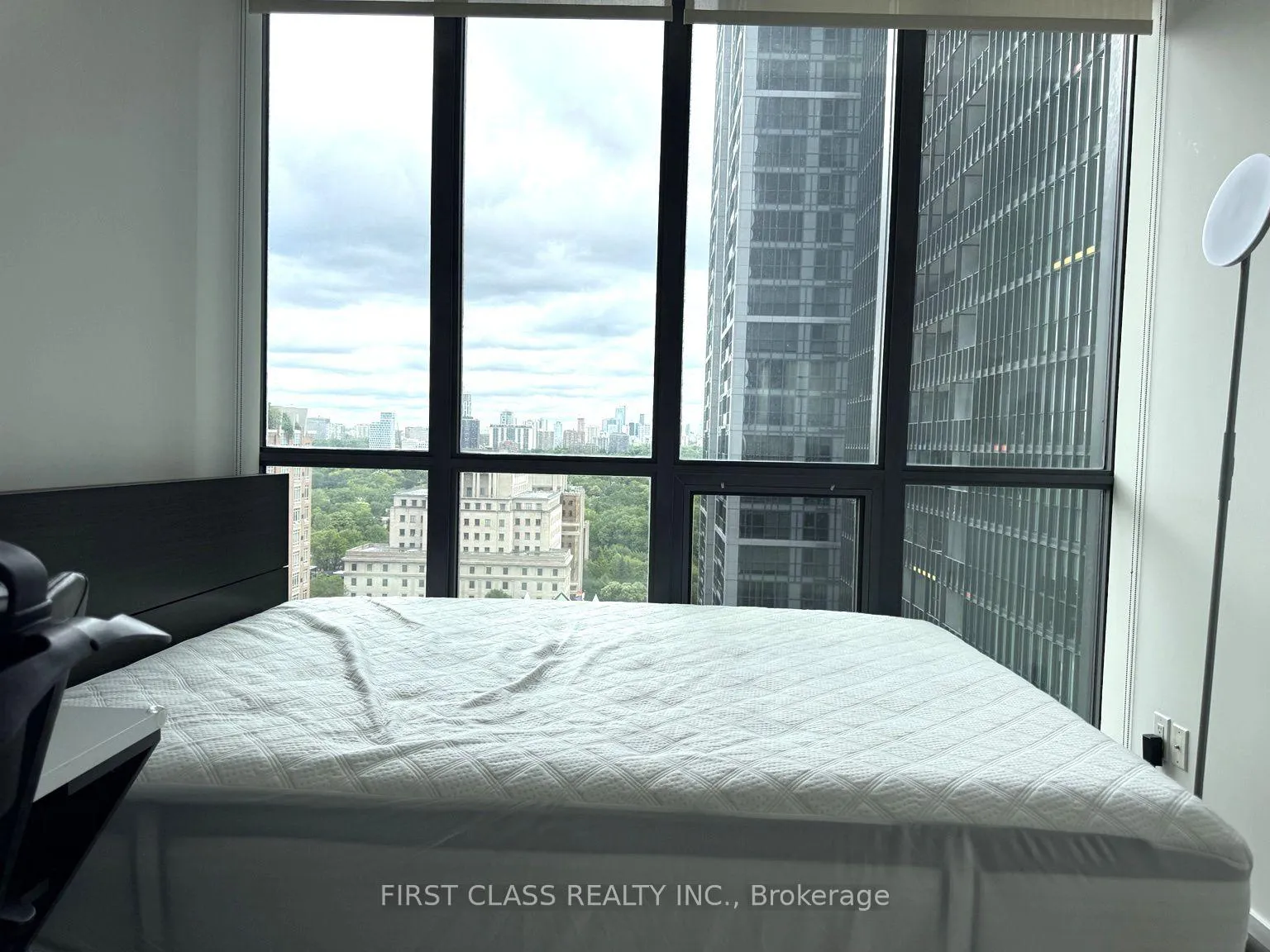 Photo 23 of Unit 2010, 101 Charles Street E, Toronto, Church-Yonge Corridor — HOMEH