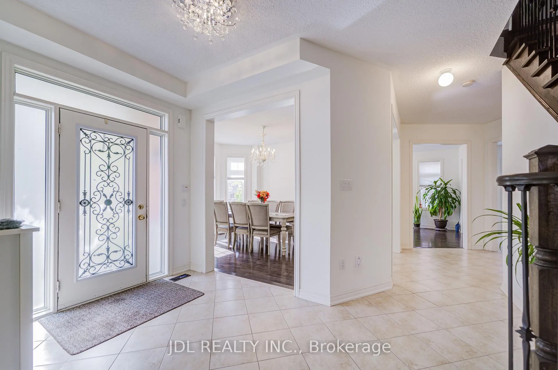 Photo 5 of 1139 Cenotaph Boulevard, Newmarket, Stonehaven-Wyndham — HOMEH