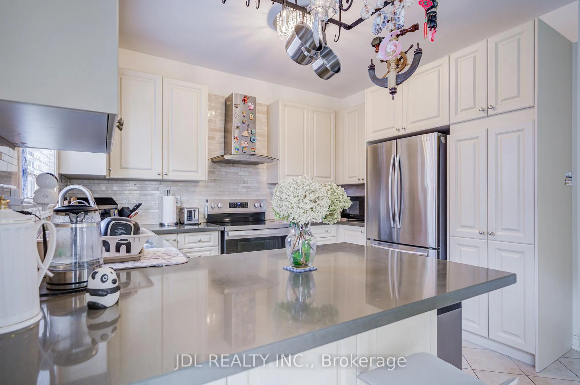 Photo 17 of 1139 Cenotaph Boulevard, Newmarket, Stonehaven-Wyndham — HOMEH
