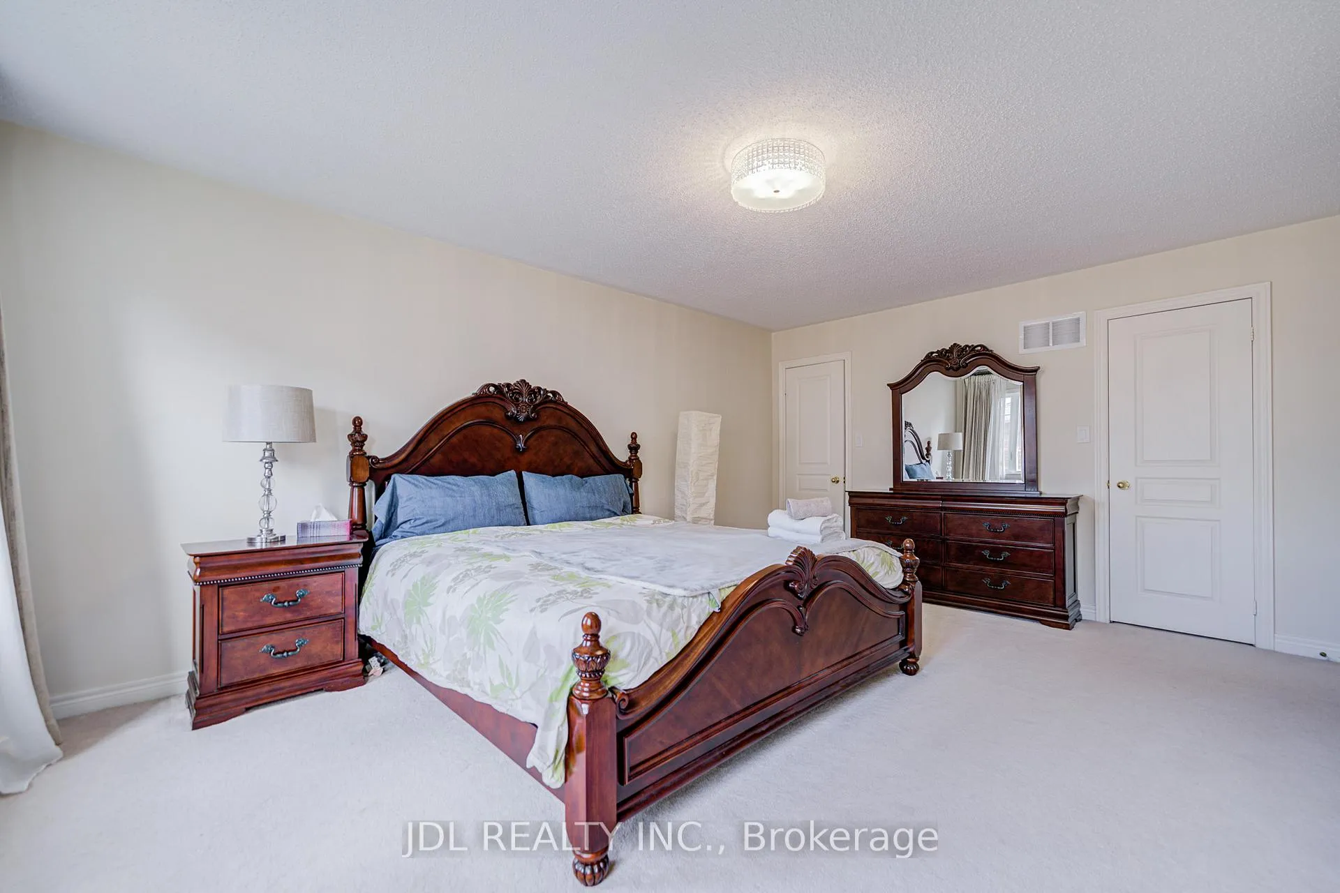 Photo 45 of 1139 Cenotaph Boulevard, Newmarket, Stonehaven-Wyndham — HOMEH