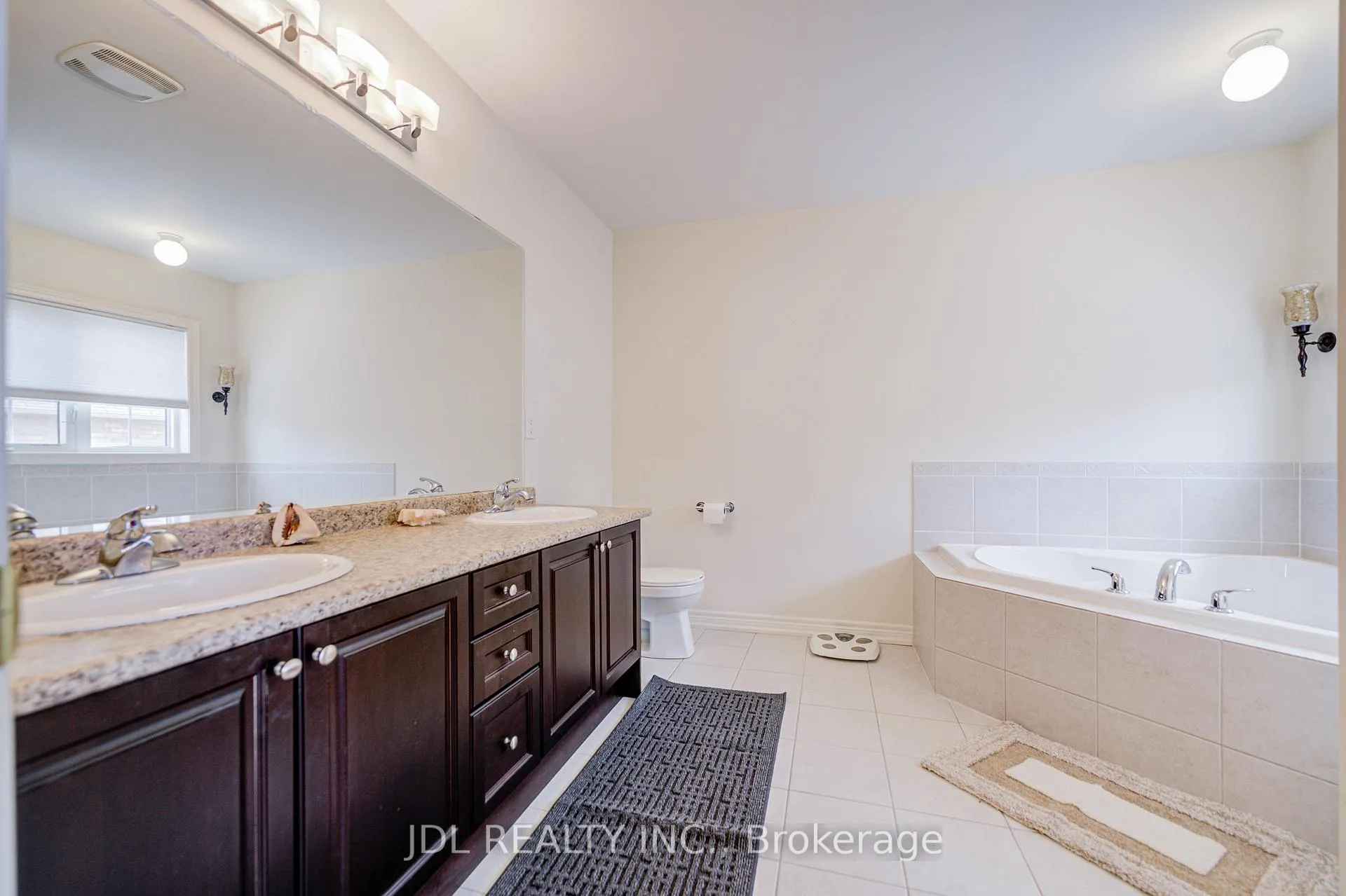 Photo 47 of 1139 Cenotaph Boulevard, Newmarket, Stonehaven-Wyndham — HOMEH