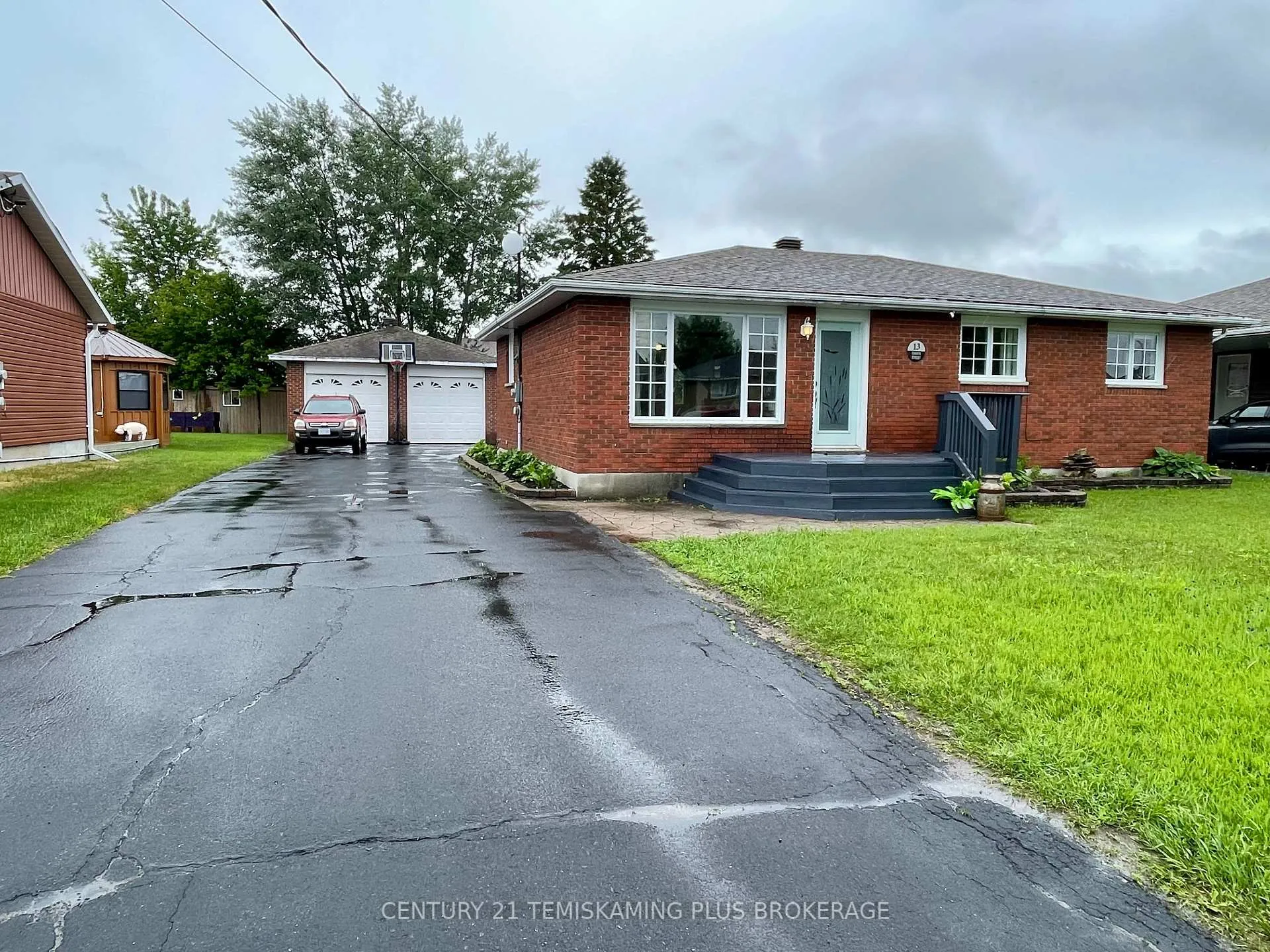 Photo 5 of 13 Eighth Street, Armstrong, Earlton — HOMEH