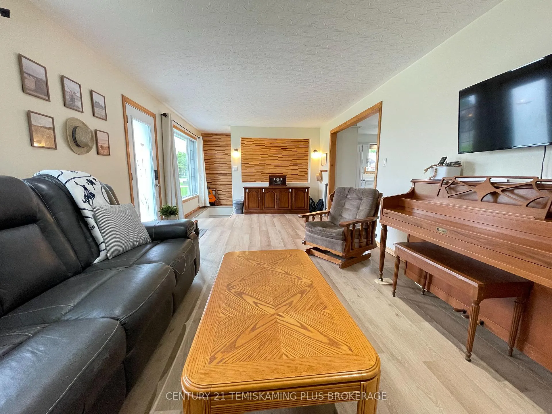 Photo 18 of 13 Eighth Street, Armstrong, Earlton — HOMEH