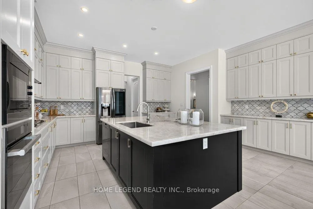Photo 14 of 247 Touchgold Crescent, Aurora, Bayview Southeast — HOMEH