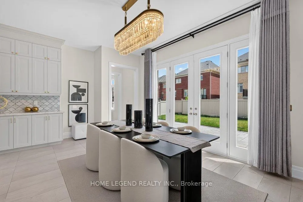 Photo 15 of 247 Touchgold Crescent, Aurora, Bayview Southeast — HOMEH