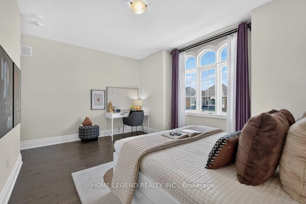 Photo 21 of 247 Touchgold Crescent, Aurora, Bayview Southeast — HOMEH