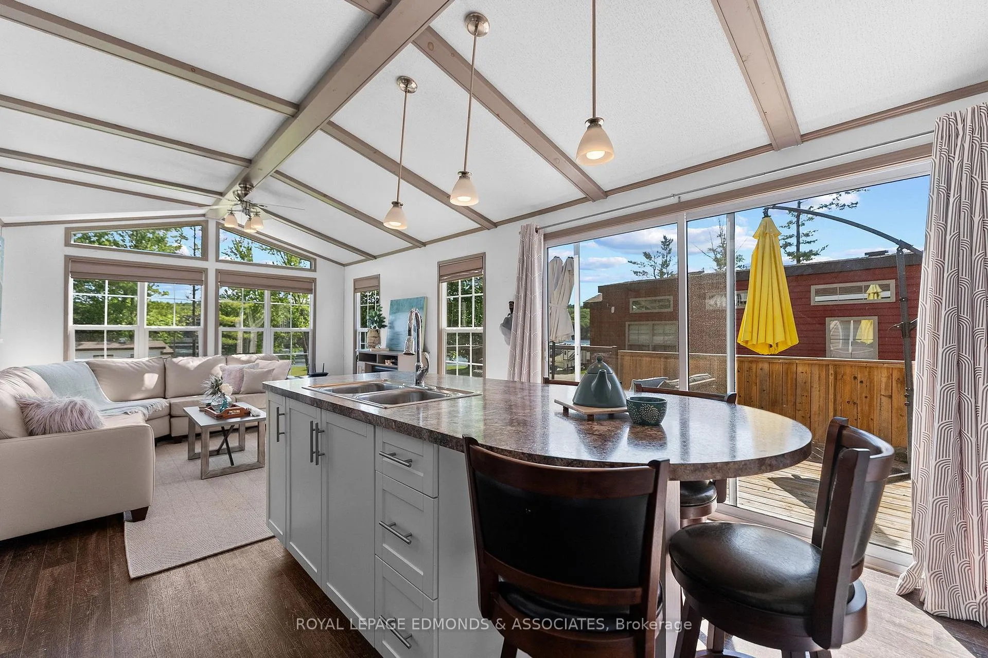 Photo 12 of Unit 31, 92 Bingham Drive, Horton, Horton Twp — HOMEH