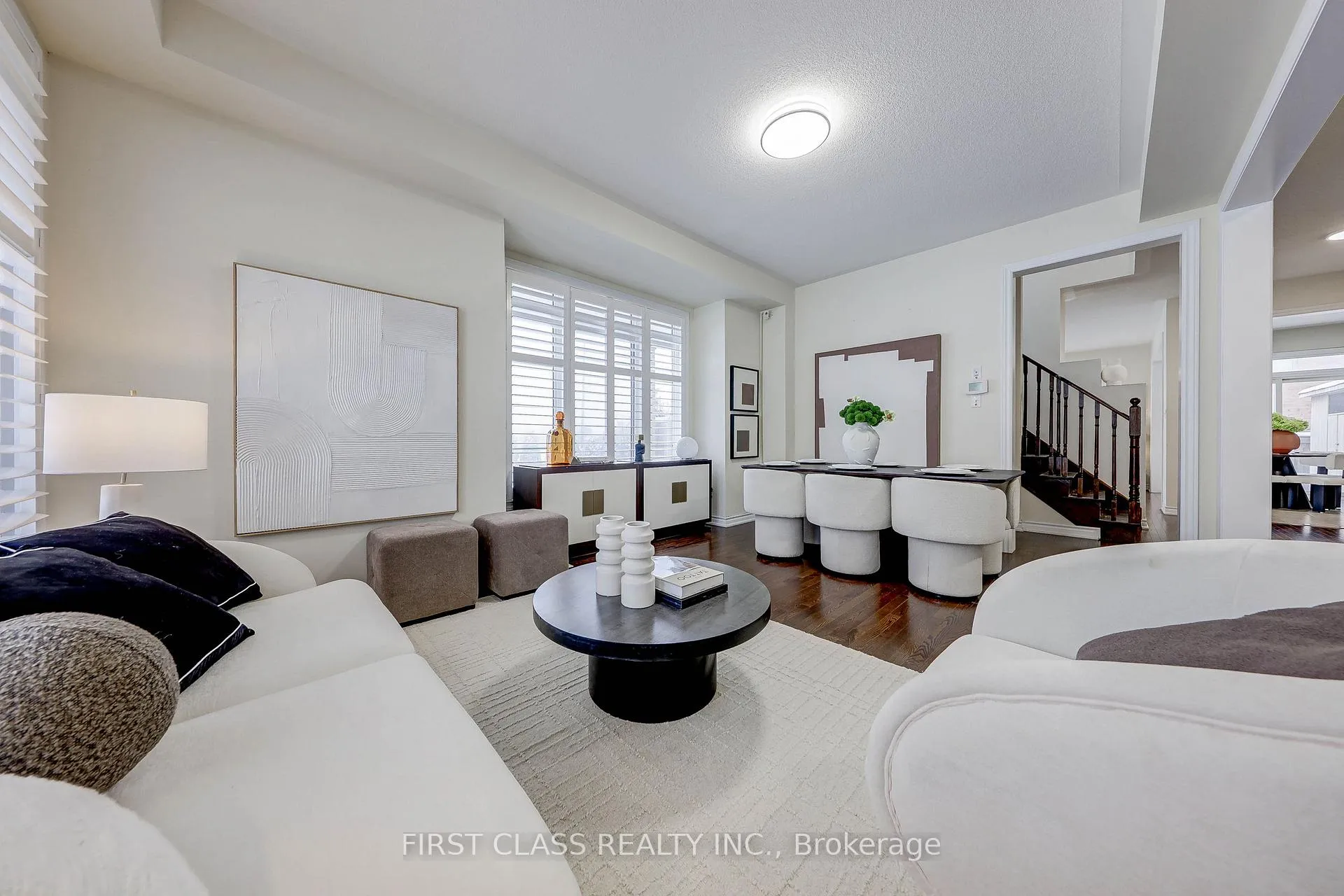 Photo 6 of 2 James Parrott Avenue, Markham, Wismer — HOMEH