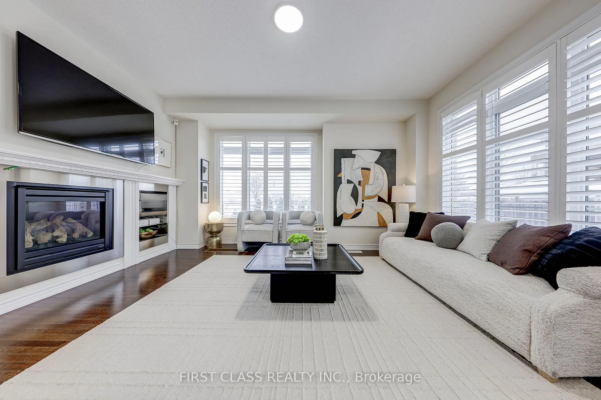 Photo 14 of 2 James Parrott Avenue, Markham, Wismer — HOMEH