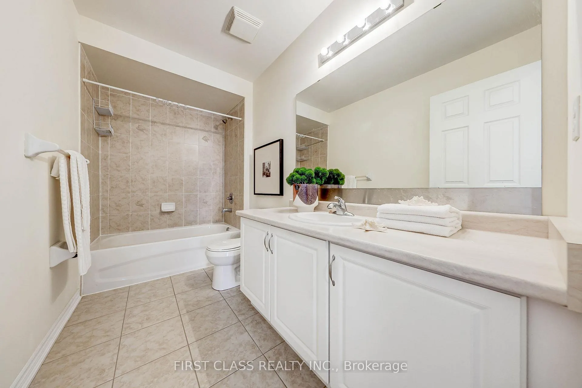 Photo 37 of 2 James Parrott Avenue, Markham, Wismer — HOMEH