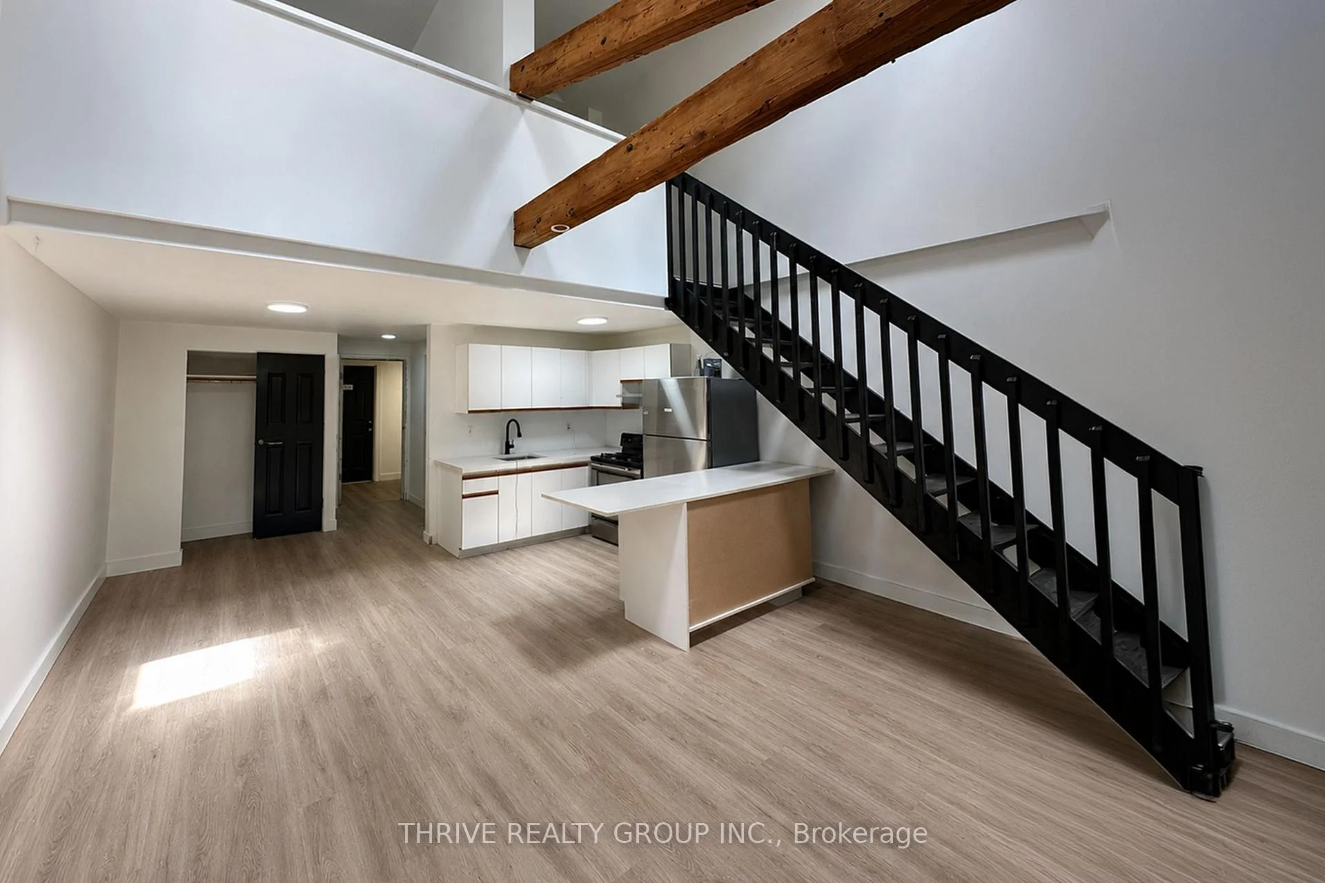 Front of Unit 301, 87 Frank Street