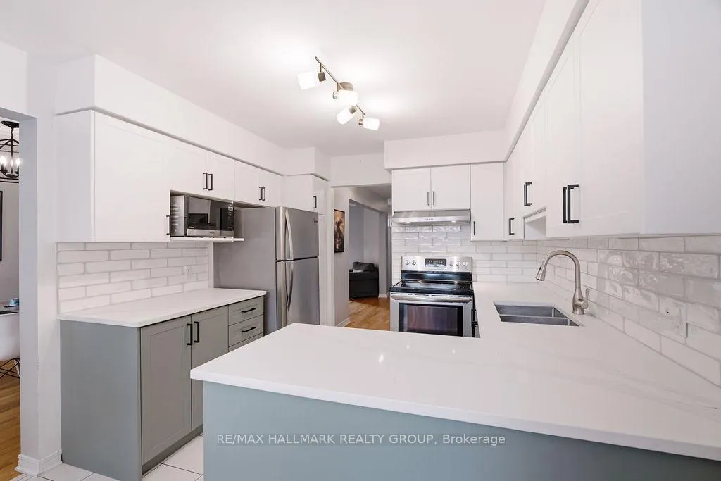 Photo 16 of 1542 Tonilee Drive, Ottawa, Carson Grove — HOMEH