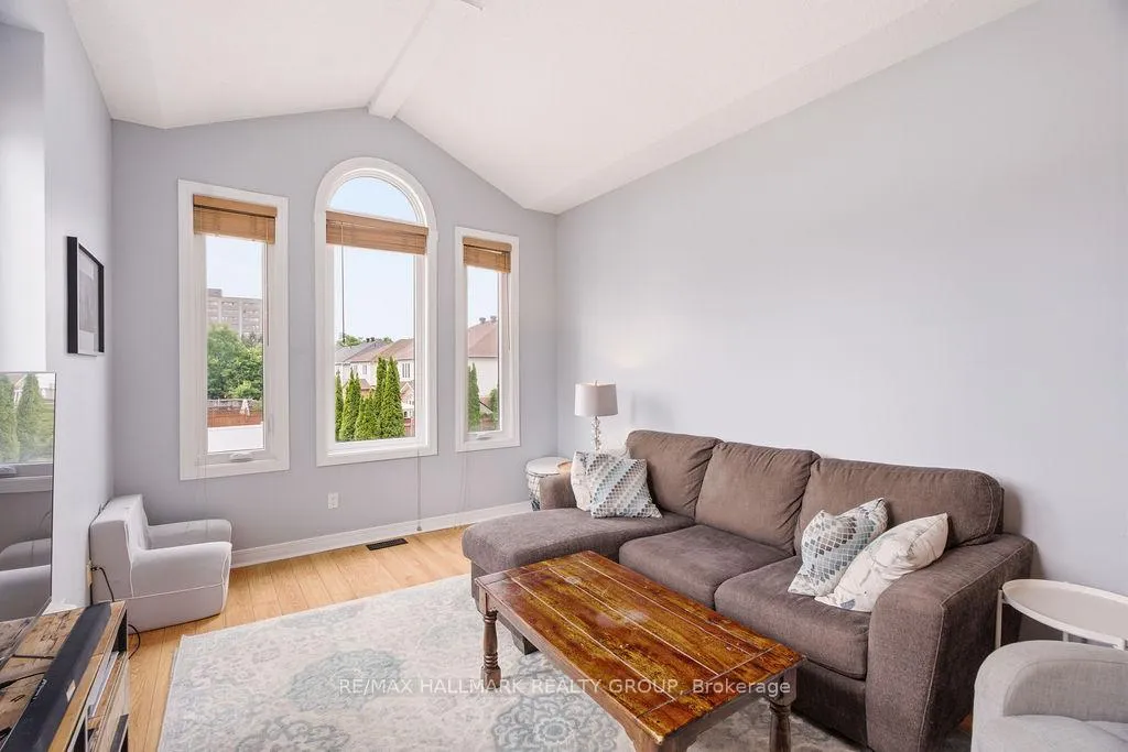 Photo 24 of 1542 Tonilee Drive, Ottawa, Carson Grove — HOMEH