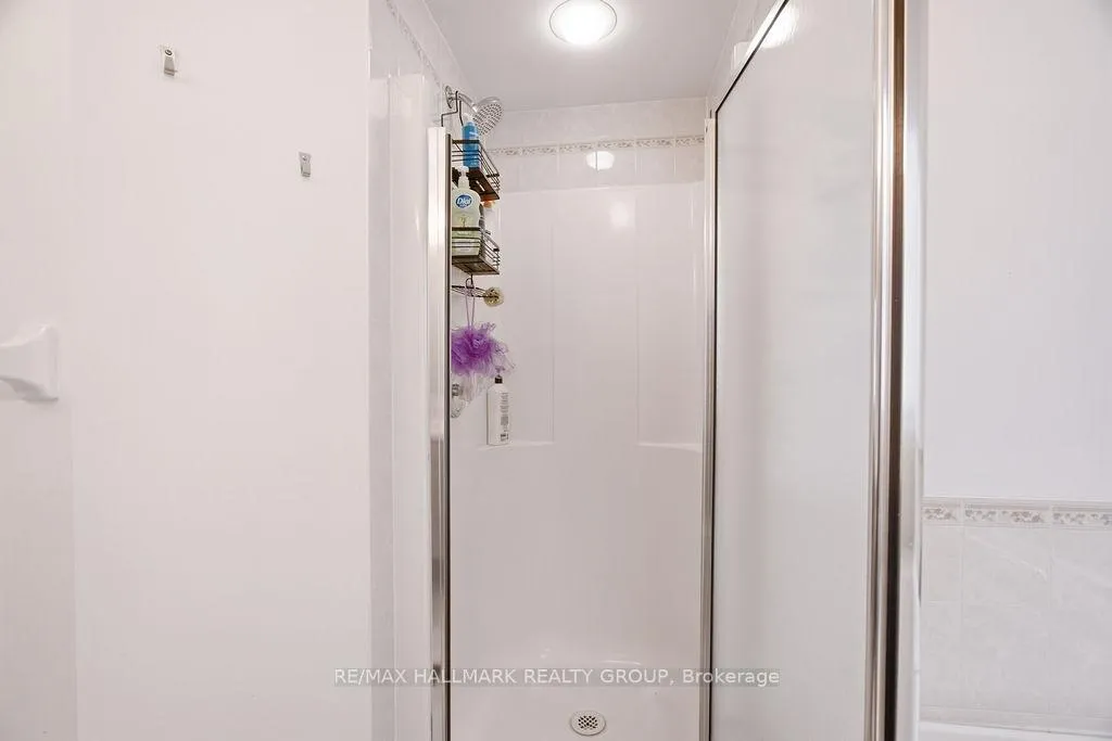 Photo 33 of 1542 Tonilee Drive, Ottawa, Carson Grove — HOMEH