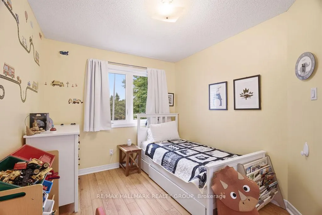 Photo 34 of 1542 Tonilee Drive, Ottawa, Carson Grove — HOMEH
