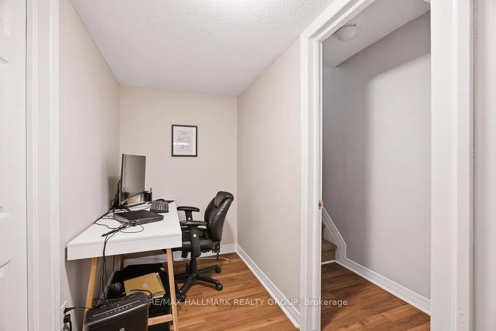 Photo 40 of 1542 Tonilee Drive, Ottawa, Carson Grove — HOMEH