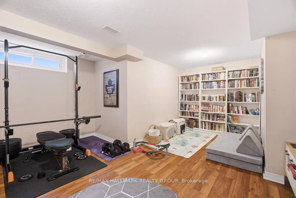 Photo 43 of 1542 Tonilee Drive, Ottawa, Carson Grove — HOMEH