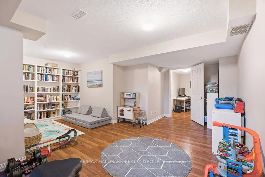 Photo 44 of 1542 Tonilee Drive, Ottawa, Carson Grove — HOMEH