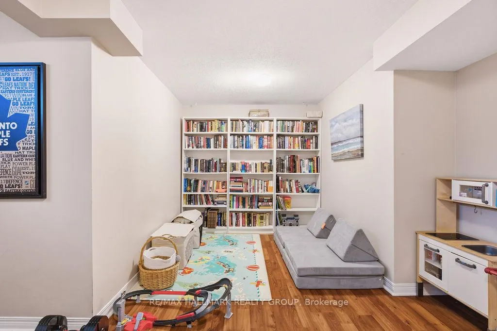 Photo 45 of 1542 Tonilee Drive, Ottawa, Carson Grove — HOMEH