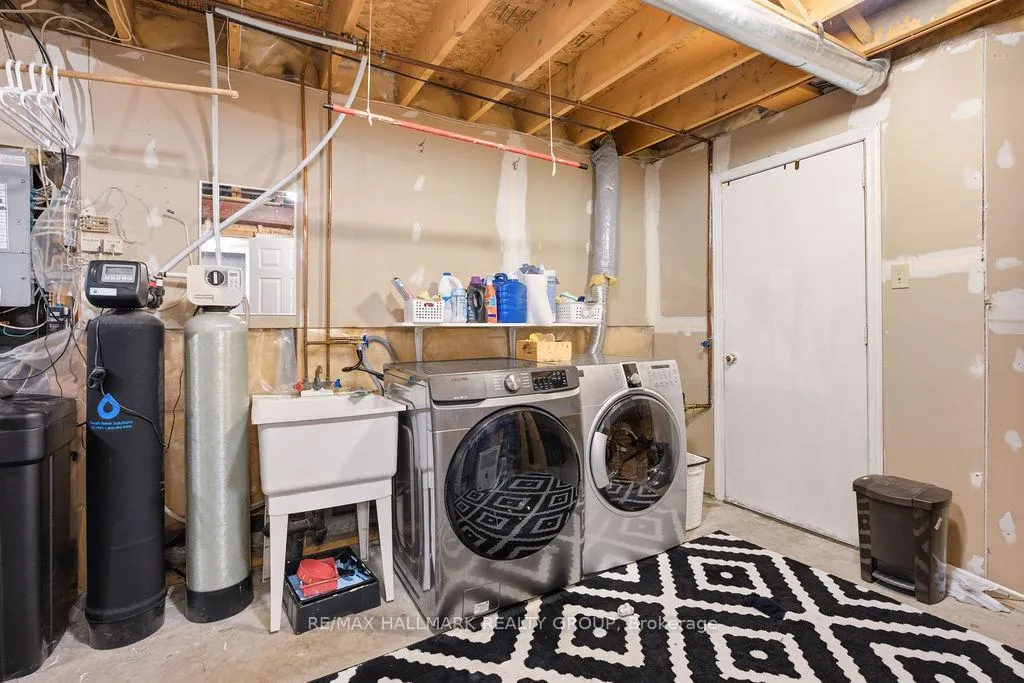 Photo 46 of 1542 Tonilee Drive, Ottawa, Carson Grove — HOMEH