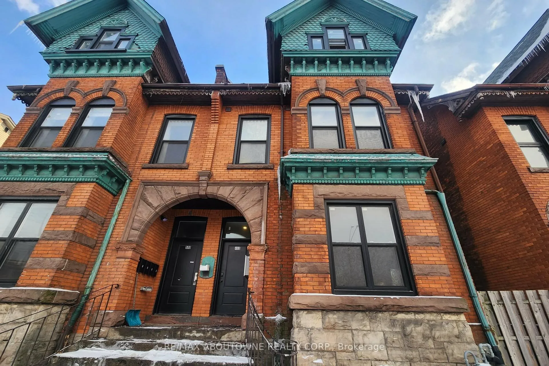 Photo 2 of Unit 1A, 498 Main Street E, Hamilton, Stinson — HOMEH