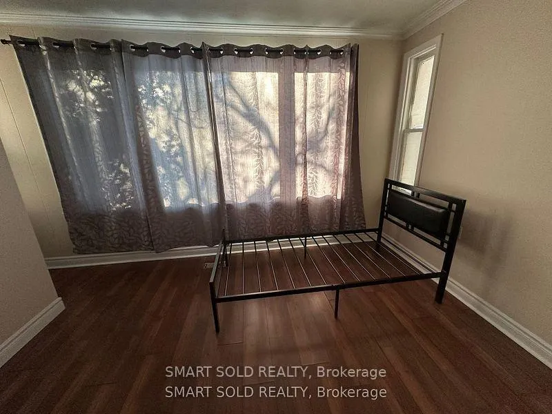 Photo 11 of 41 Maybourne Avenue, Scarborough, Clairlea-Birchmount — HOMEH