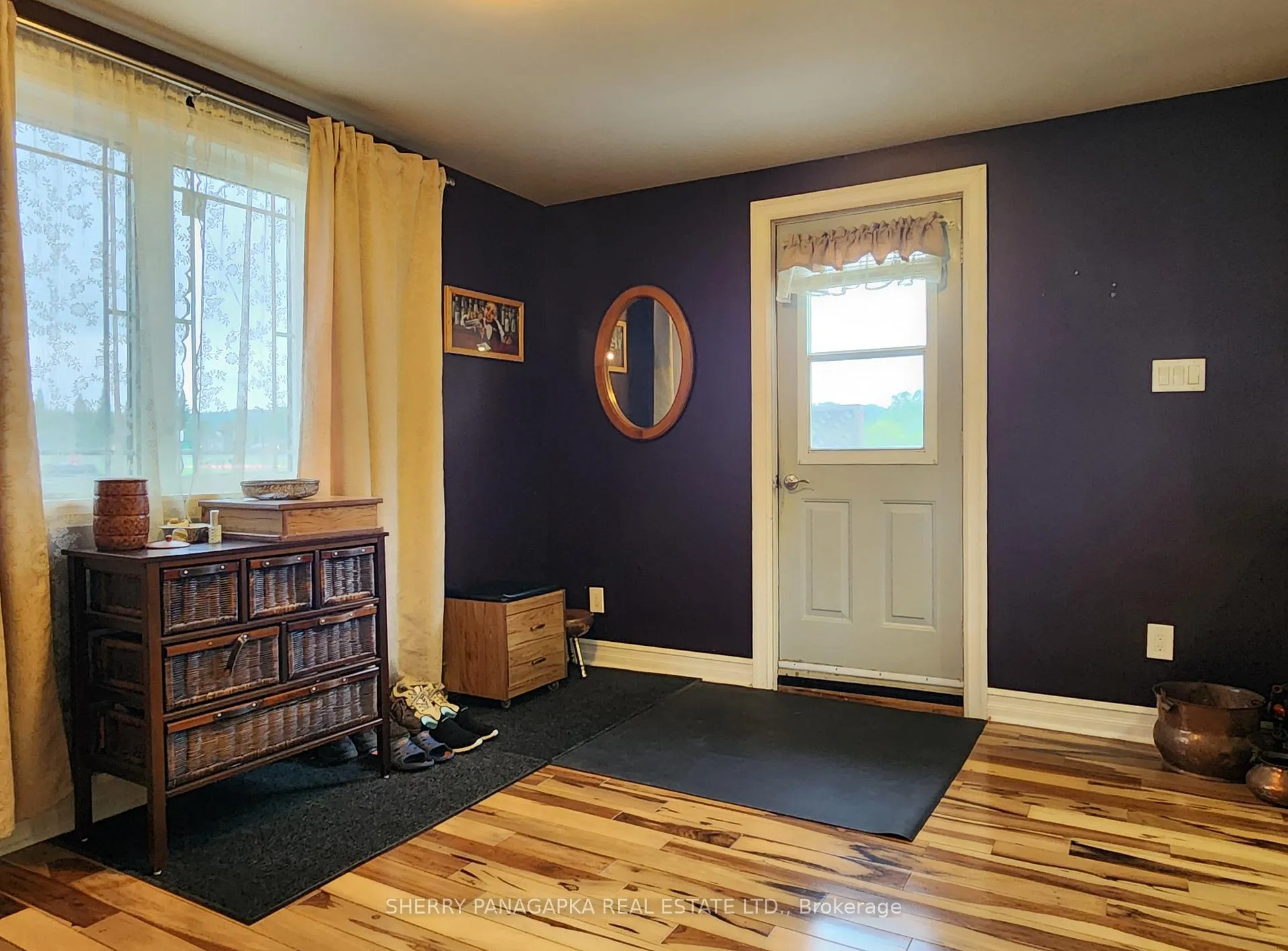 Photo 4 of 68 Fourth Avenue, Kirkland Lake, Larder Lake — HOMEH
