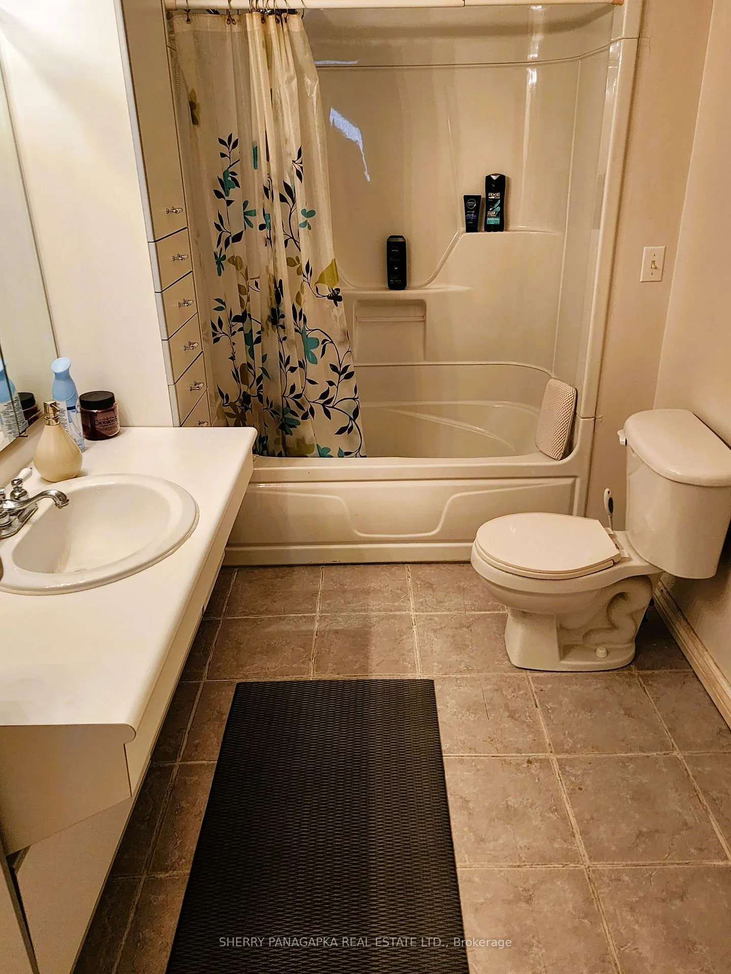 Photo 25 of 68 Fourth Avenue, Kirkland Lake, Larder Lake — HOMEH