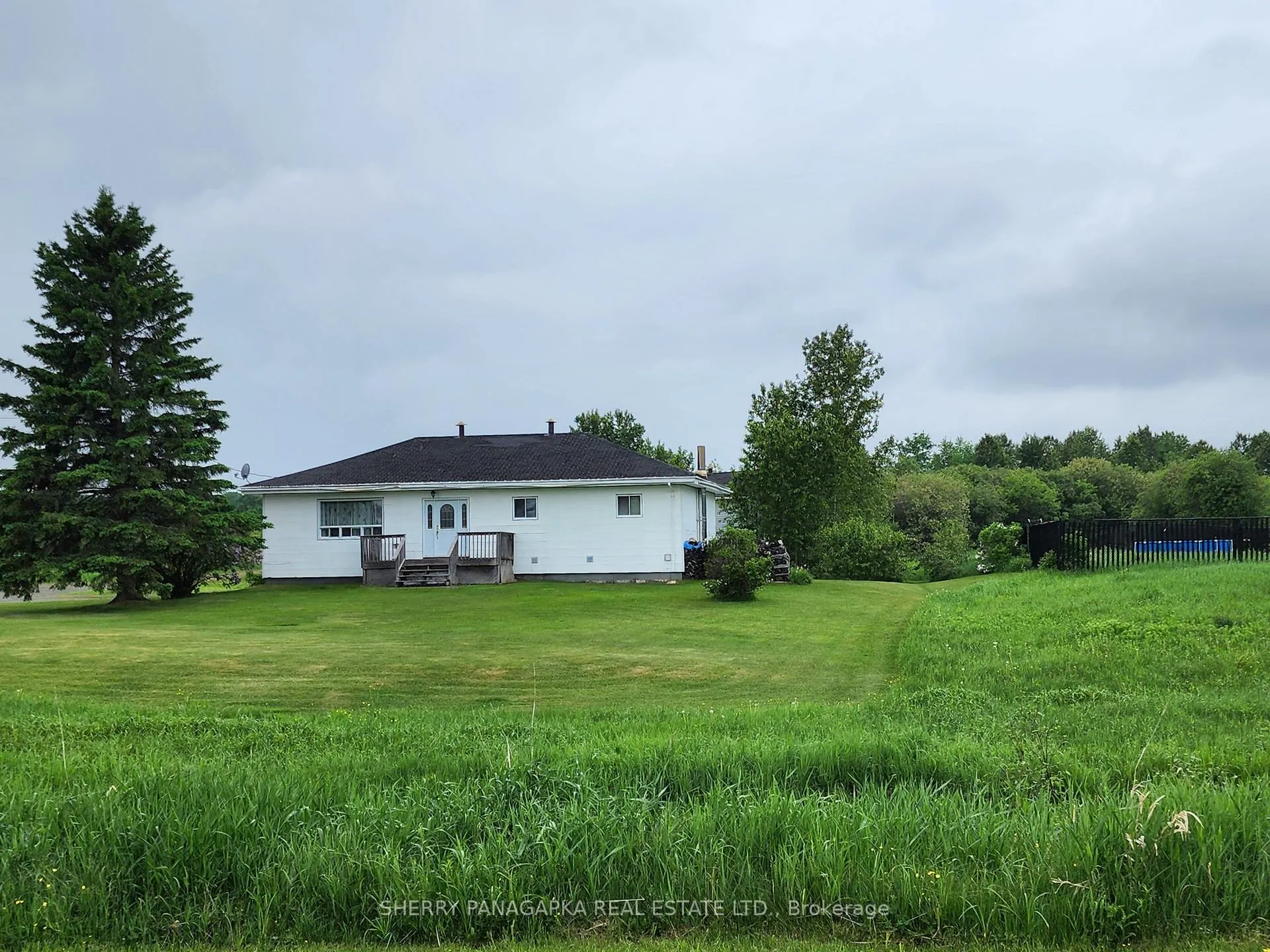 Photo 39 of 68 Fourth Avenue, Kirkland Lake, Larder Lake — HOMEH