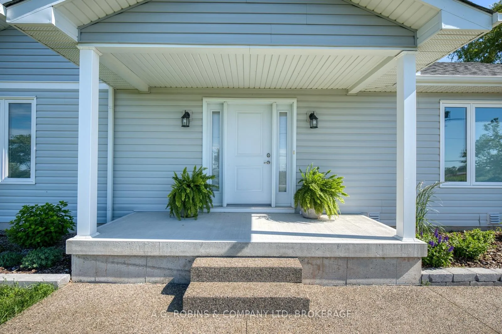 Photo 7 of 11716 Lakeshore Road, Wainfleet, Lakeshore — HOMEH
