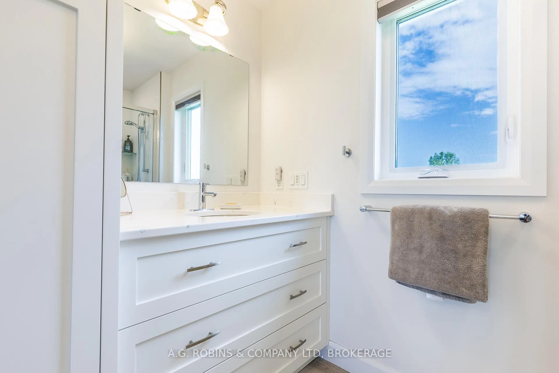 Photo 32 of 11716 Lakeshore Road, Wainfleet, Lakeshore — HOMEH